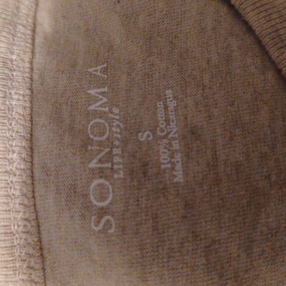 FREE Men's basic tee - Picture 4 of 4